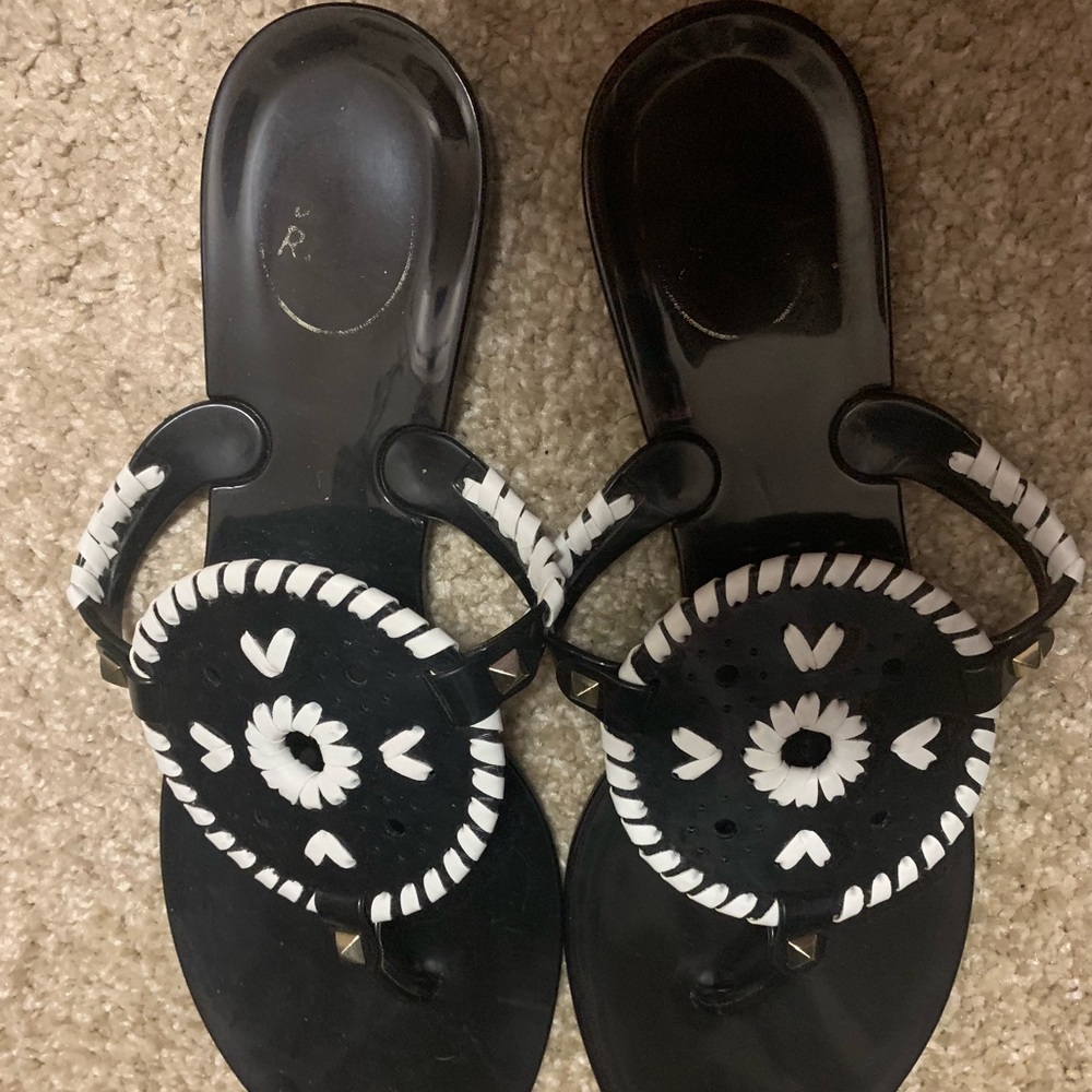 Black/White Jelly Jacks!